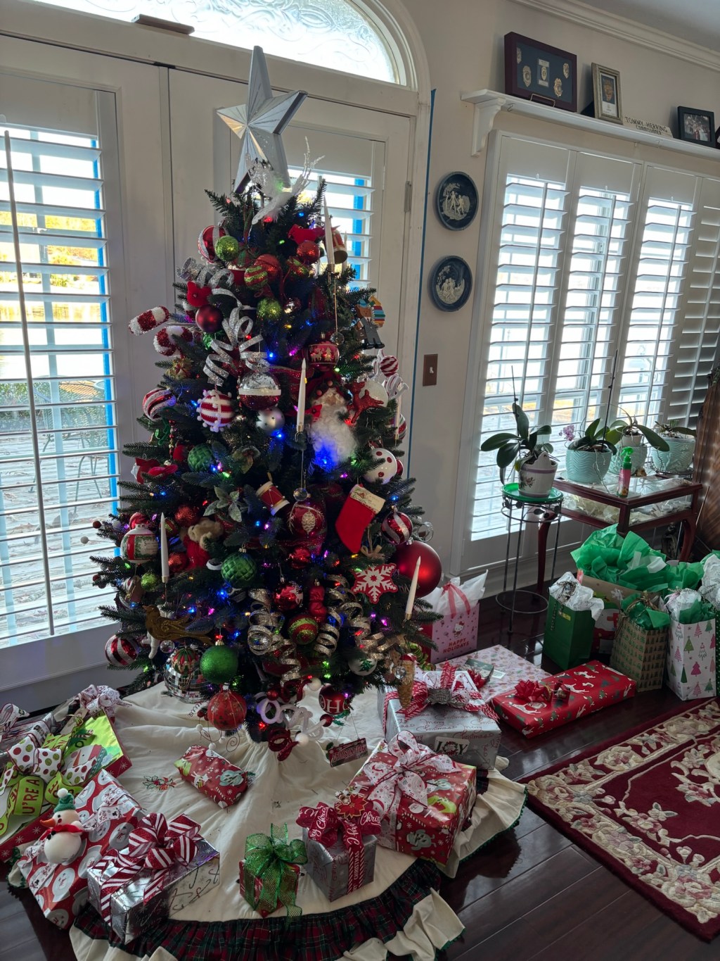 Blogmas Day 6: celebrating the holidays with our dear&nbsp;ones.